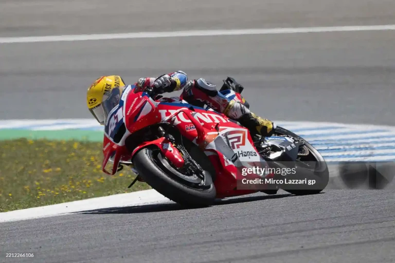 Aleix Espargaro quits