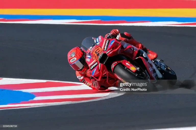 MotoGP corner speed